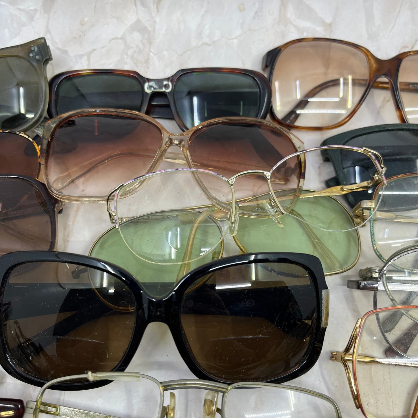 HUGE Lot of Vintage Eyeglasses Sunglasses Frames For Parts or Repair TE9