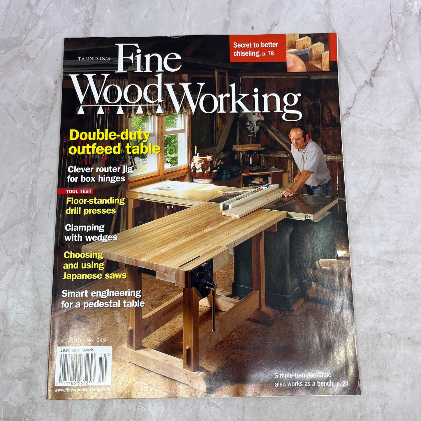 Outfeed Table - Oct 2015 No 249 - Taunton's Fine Woodworking Magazine M36