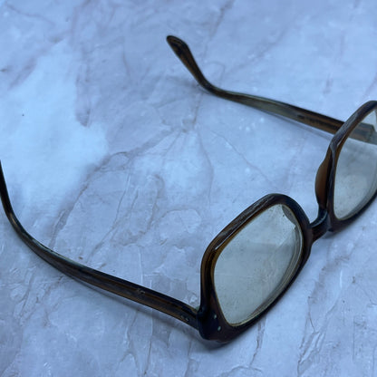 Vintage USS 4 1/2-5 3/4 Sunglasses Eyeglasses Frames TG7-G2-3