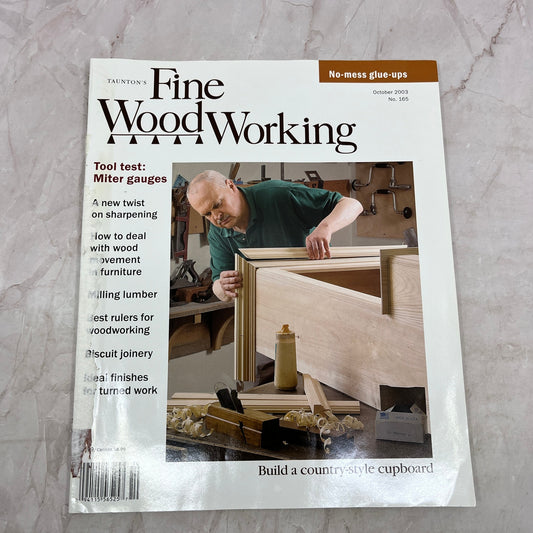 Country-Style Cupboard - Oct 2003 No 165 Taunton's Fine Woodworking Magazine M34