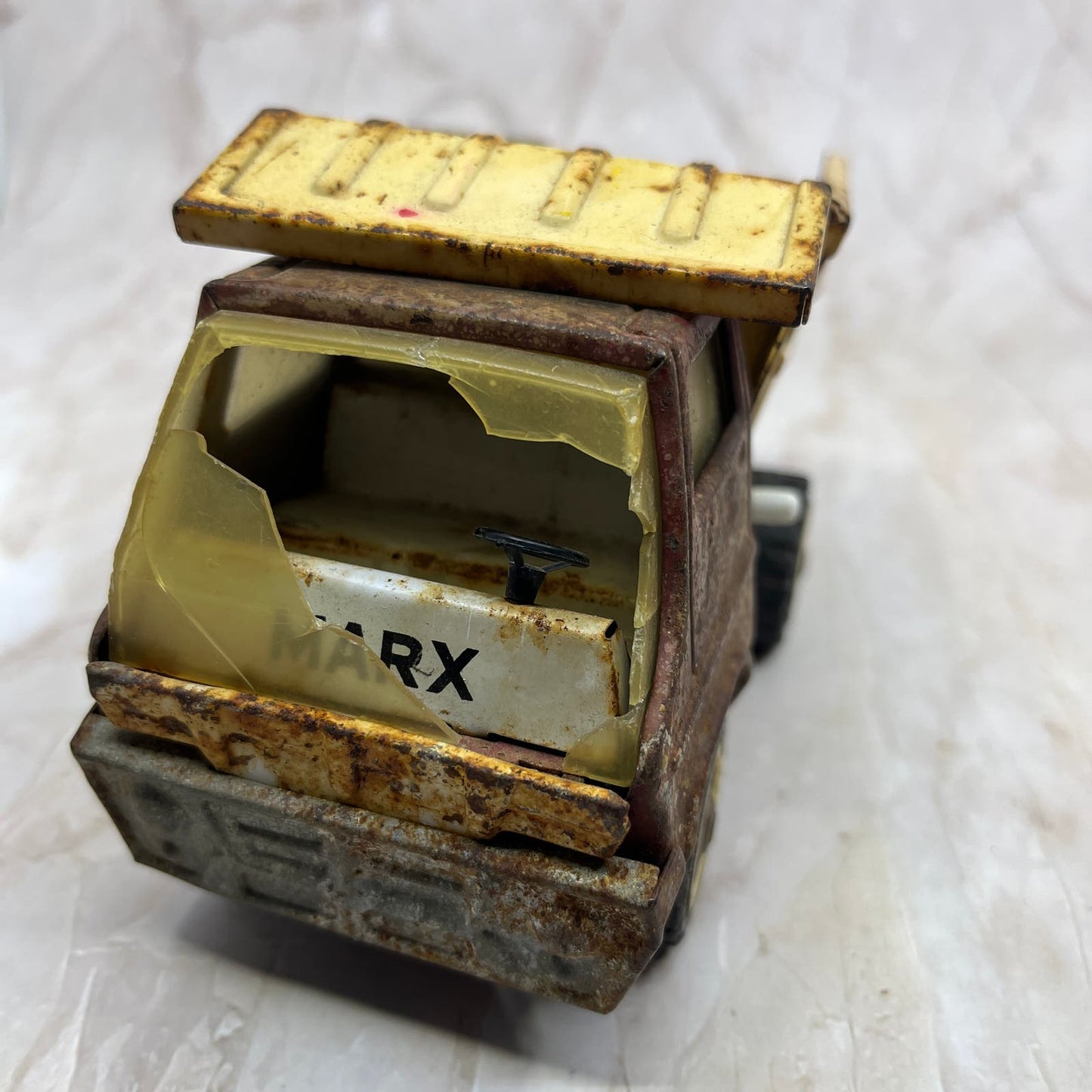 MARX Toys Pressed Steel Red and Yellow Dump Truck Made in Japan 7."x3.5 TH5