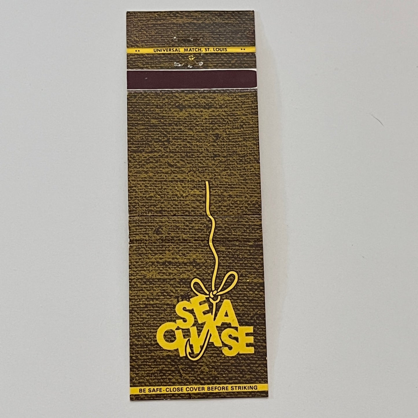 Sea Chase Restaurant St. Louis MO Vintage Matchbook Cover TB6-MB2-2