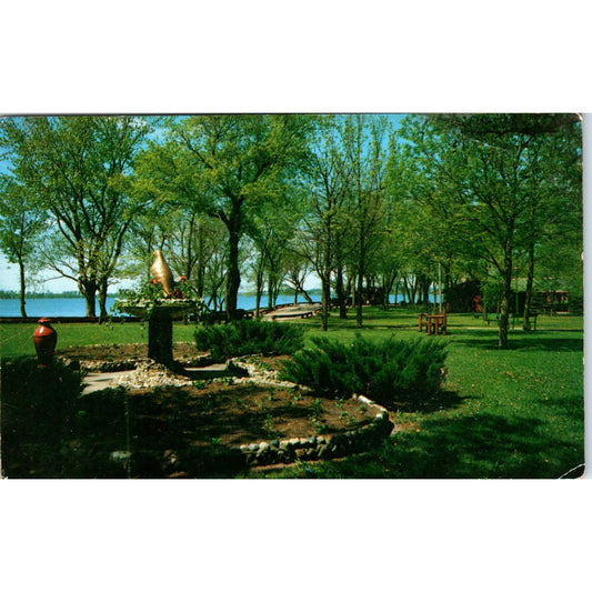 City Park in Worthington Minnesota Vintage Postcard PD9