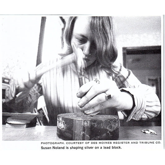 Susan Noland Shaping Silver on a Lead Block Des Moines IA 1972 Photo AF8-H2