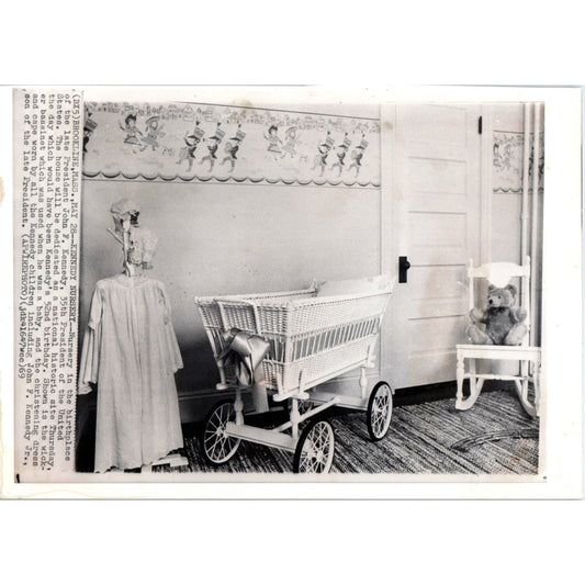 John F. Kennedy Birthplace Brookline 1969 6x9 Original Press Photo D1-P