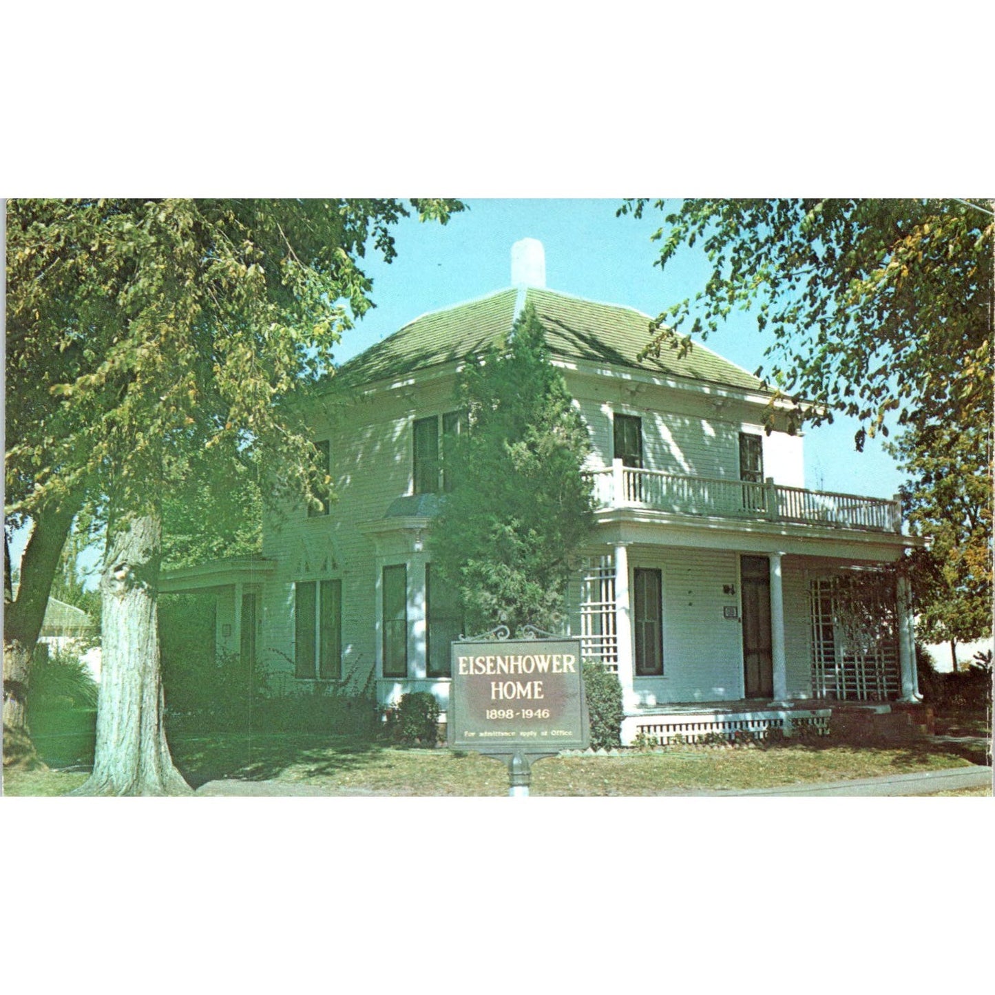 President Dwight Eisenhower Home Abilene Kansas Vintage Postcard PC12