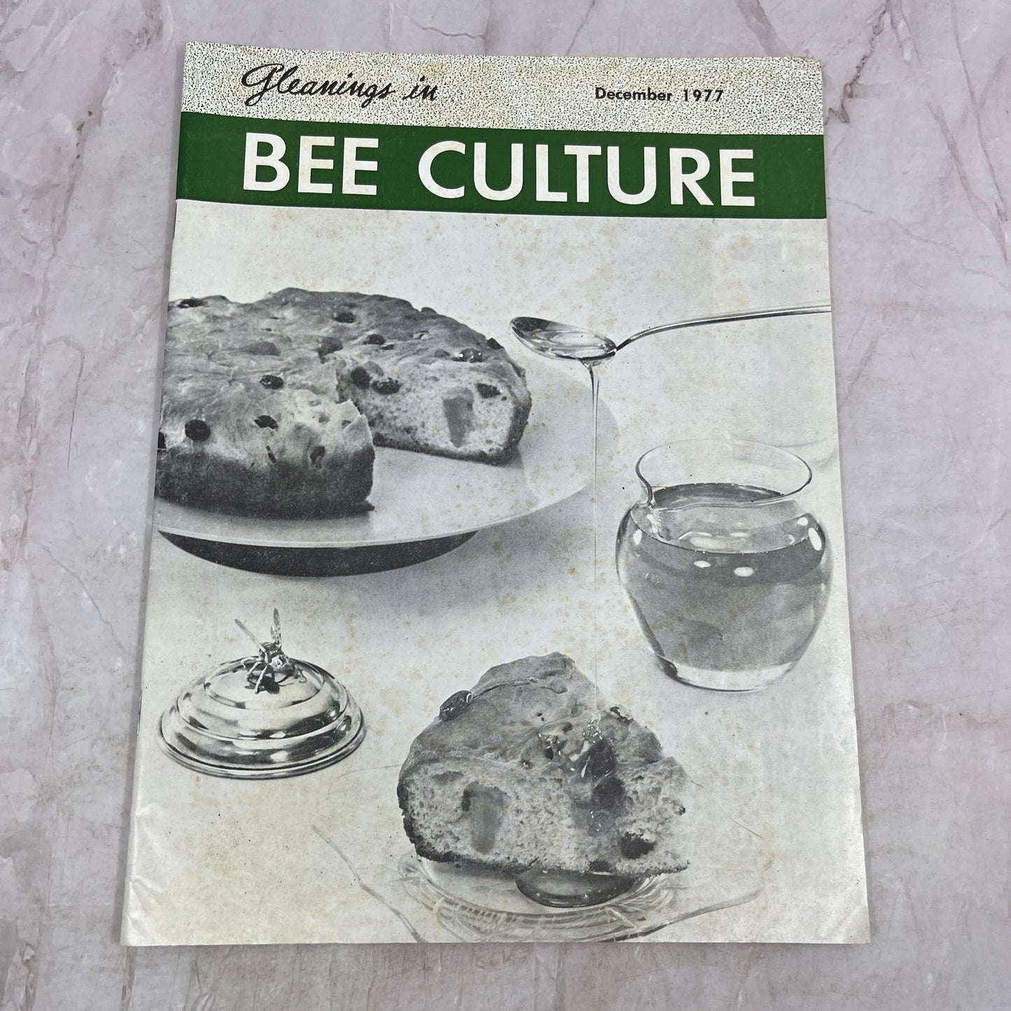 1977 Dec - Gleanings in Bee Culture Magazine - Bees Beekeeping Honey M33