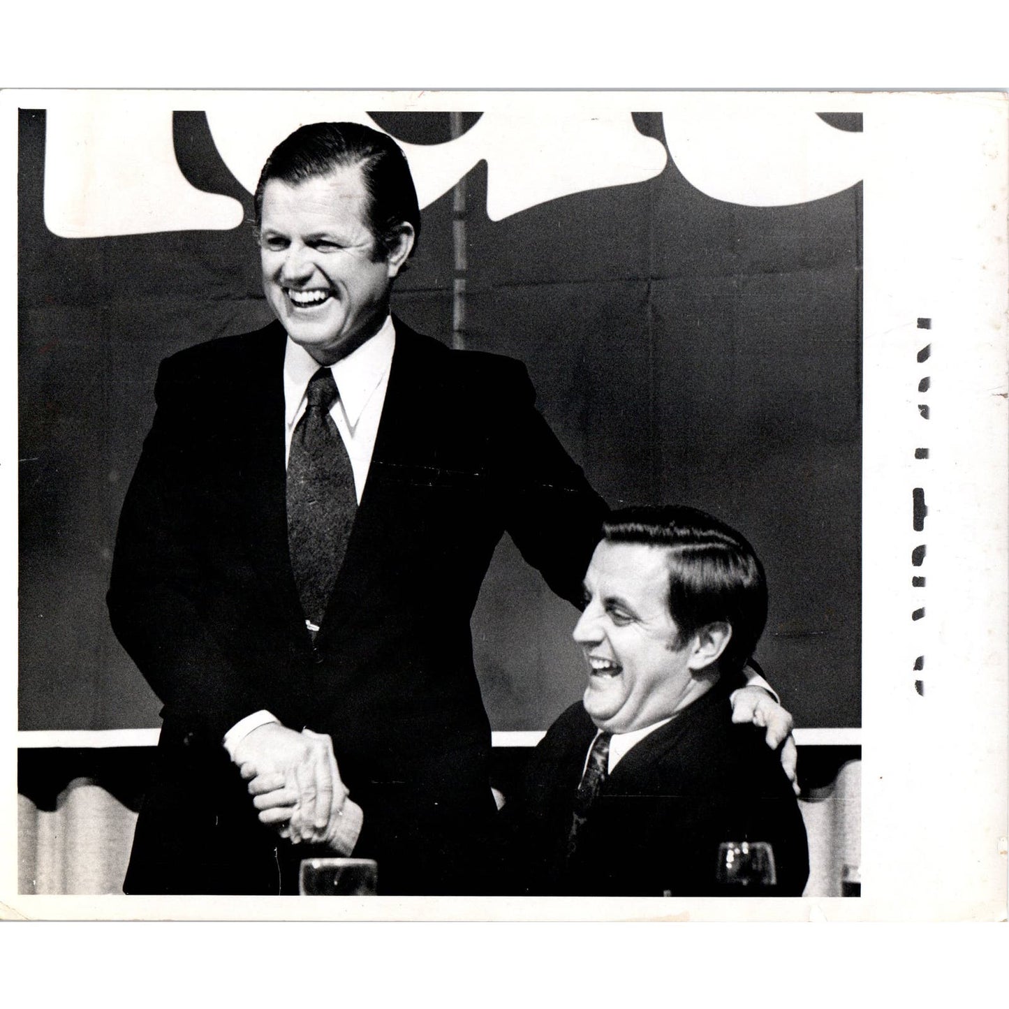 Ted Kennedy & Walter Mondale Joke About Minnesota Vikings 8x10 Press Photo D1-P
