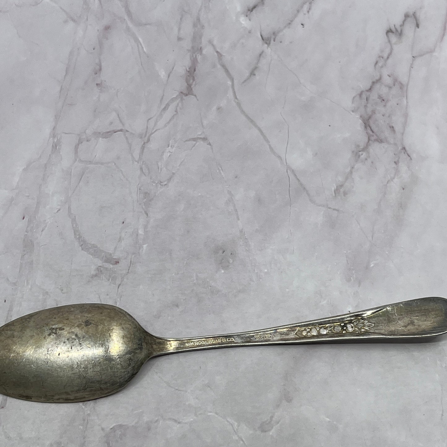 Wm Rogers Priscilla Large Spoon 8.5" Vintage Silverplate TC5-OS-26