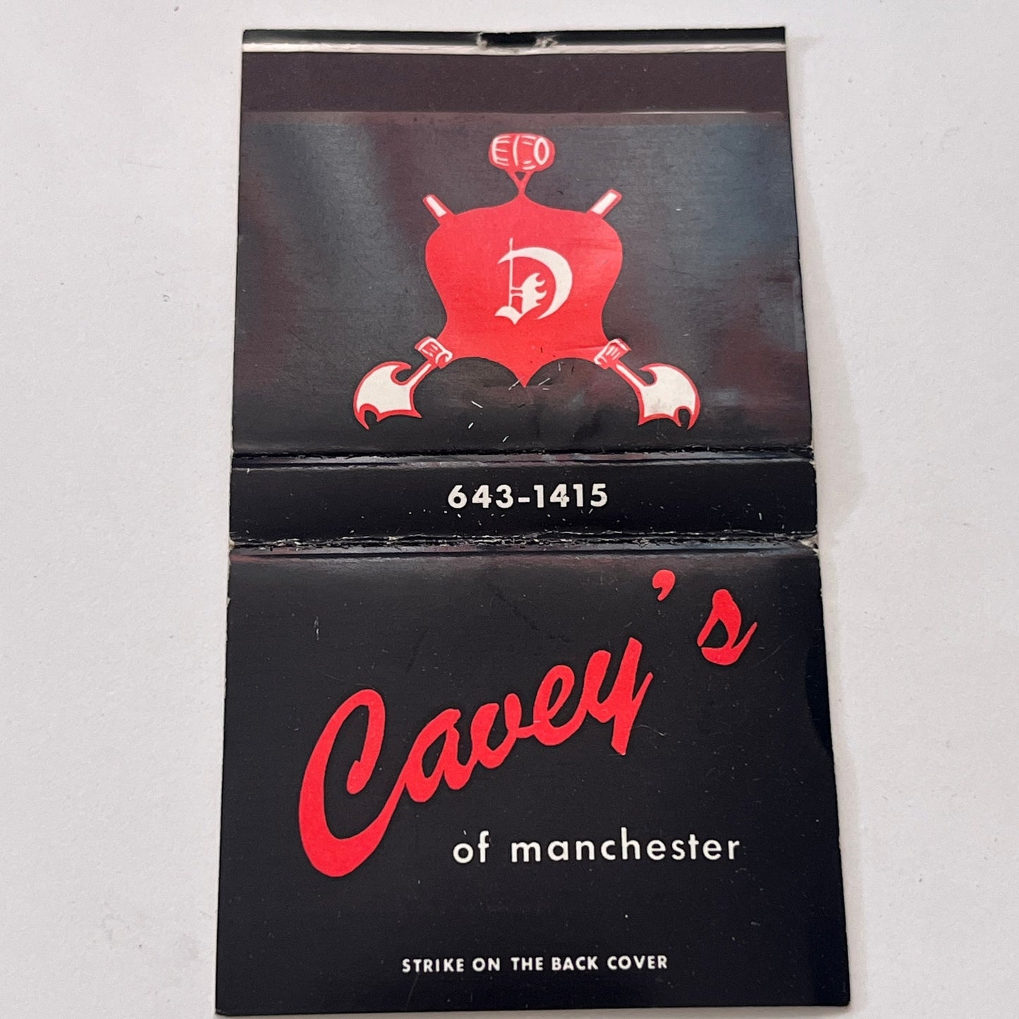 Cavey's of Manchester Fiano's Motor Inn CT Vintage Matchbook Cover TB8-MB-12