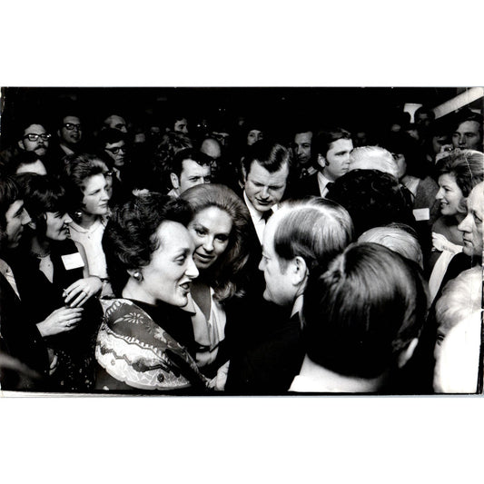 Senator Edward Kennedy Minnesota Visit 1971 7x11 Original Press Photo D1-P