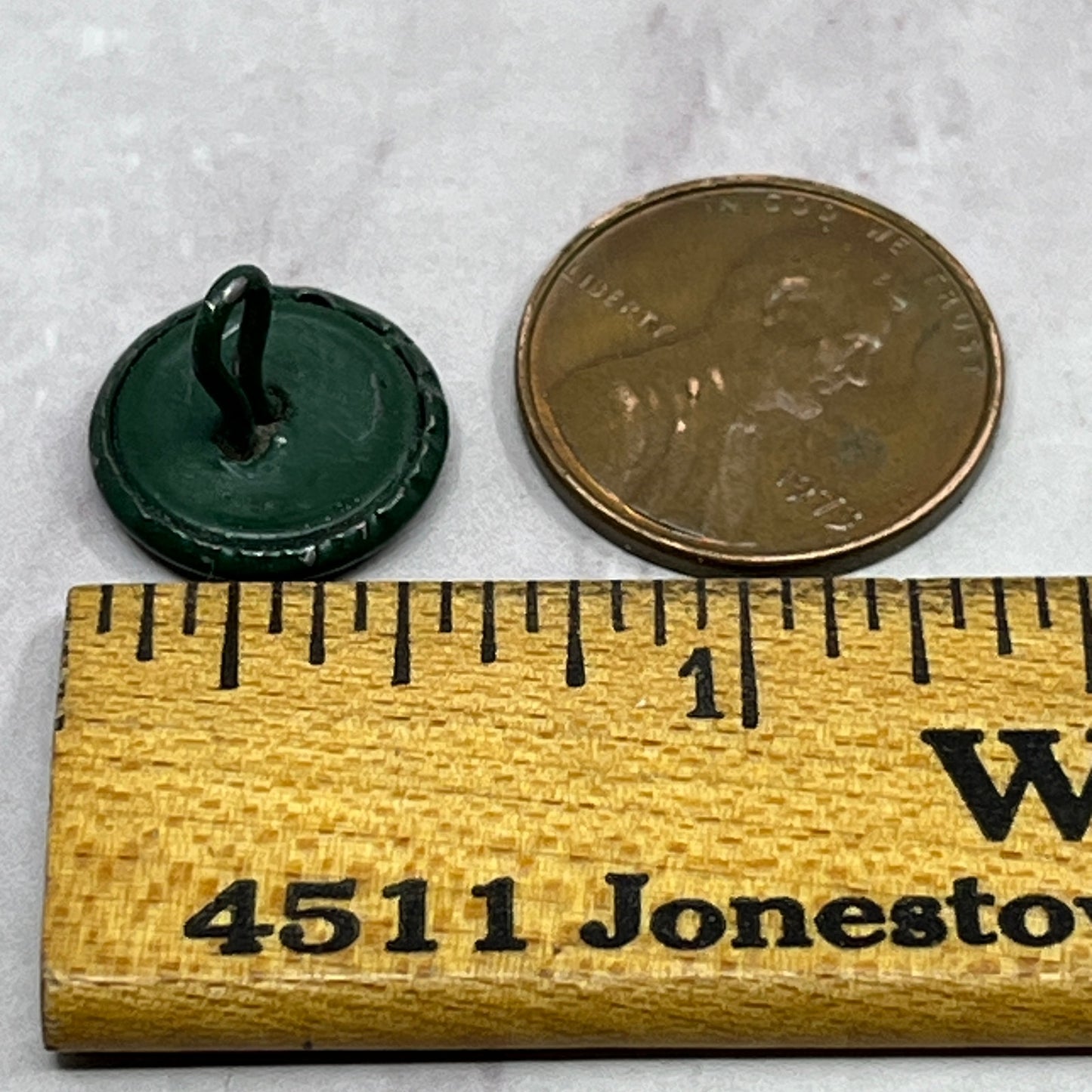 Vintage Lot of 2 Green Metal 1/2 Buttons SE2