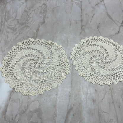 Vintage Set of 2 Pinwheel Crochet Table Doily 5.5" TF5