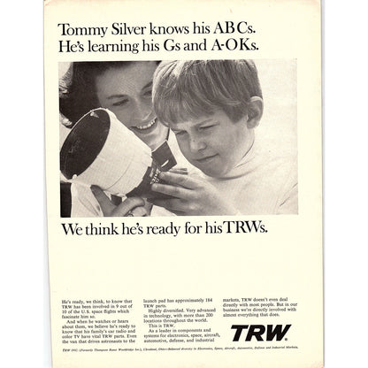 Space Flight Parts TRW Inc Thompson Ramo Woolridge Inc Cleveland 1967 Ad AG1-15