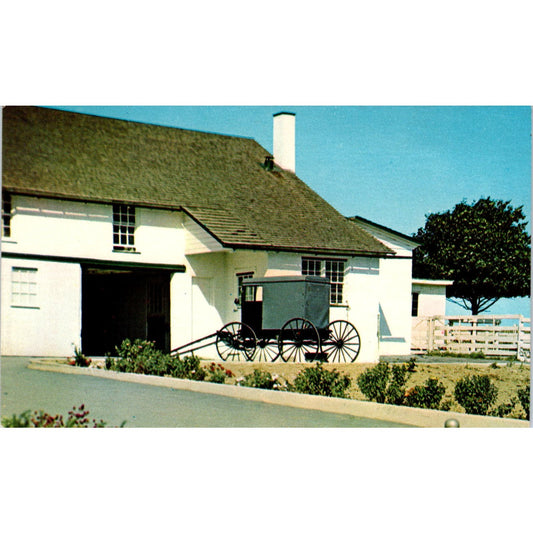 Amish Barn and Buggy Pennsylvania Dutch Country Postcard PD8