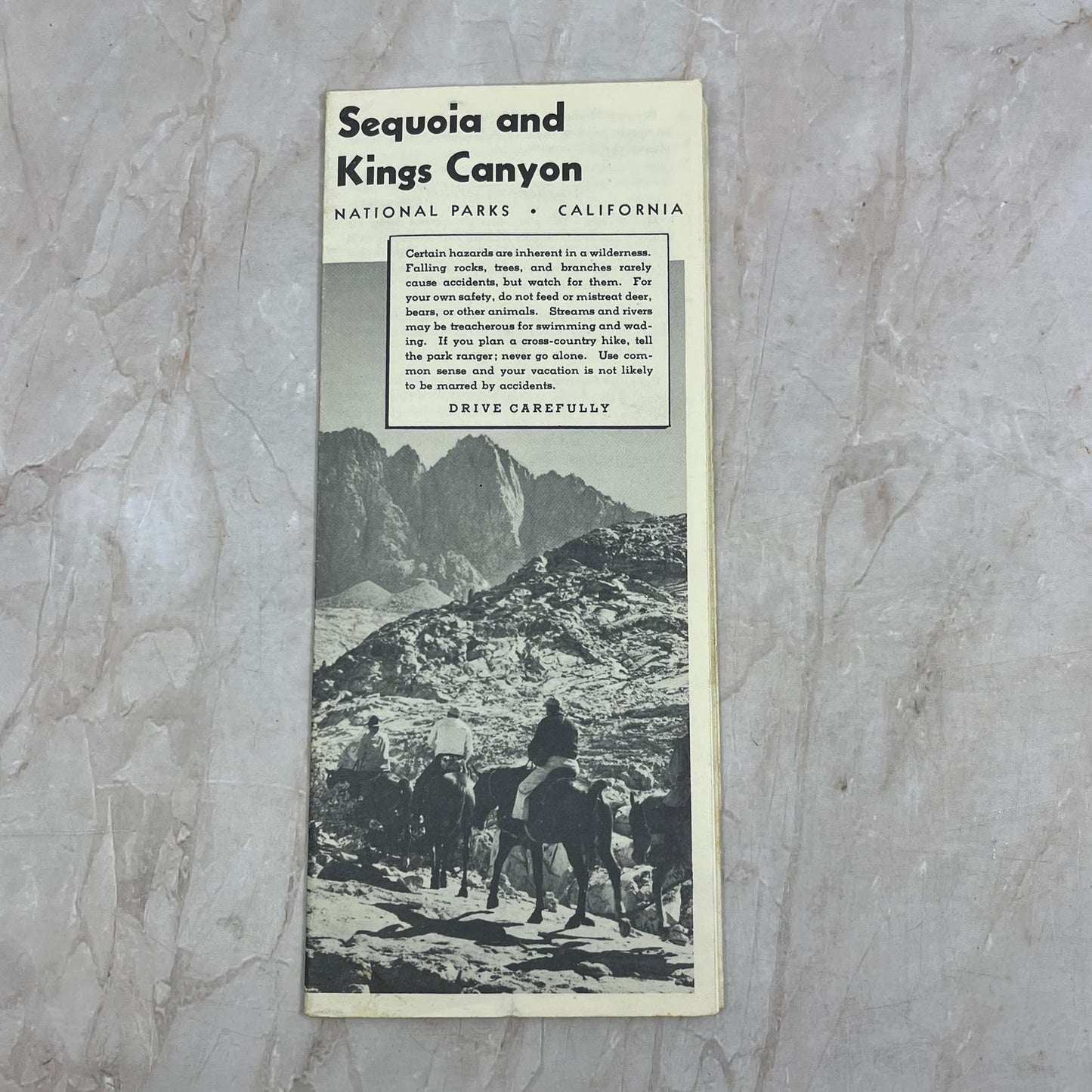 1954 Sequoia and Kings Canyon Parks CA Fold Out Travel Map & Brochure TG8-Z