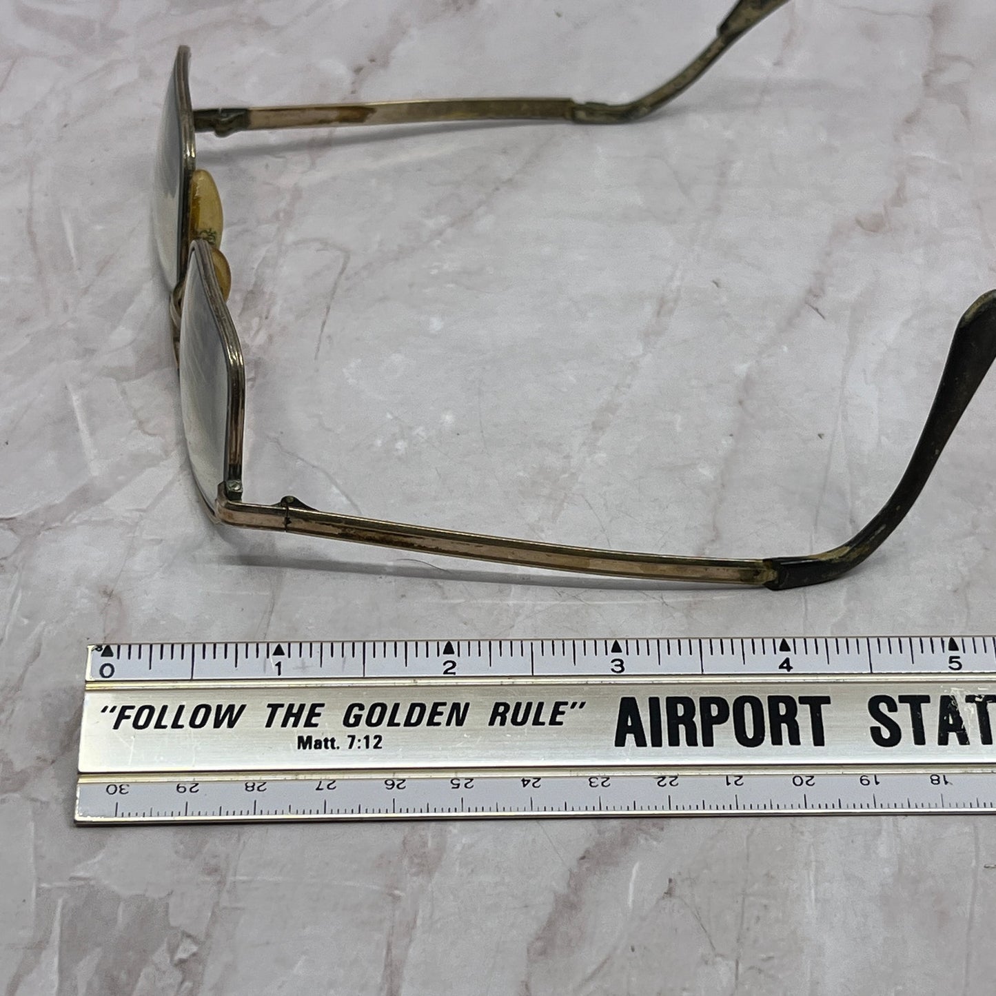Vintage Universal Aviators 1/30 10K Gold Plate Eyeglasses Frames TH9-G1-7