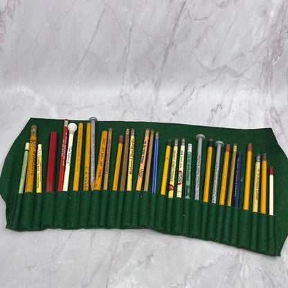 Vintage Handmade Green Felt Pencil/Pen/Paint Brush Roll Up Caddy 8x19" TC5