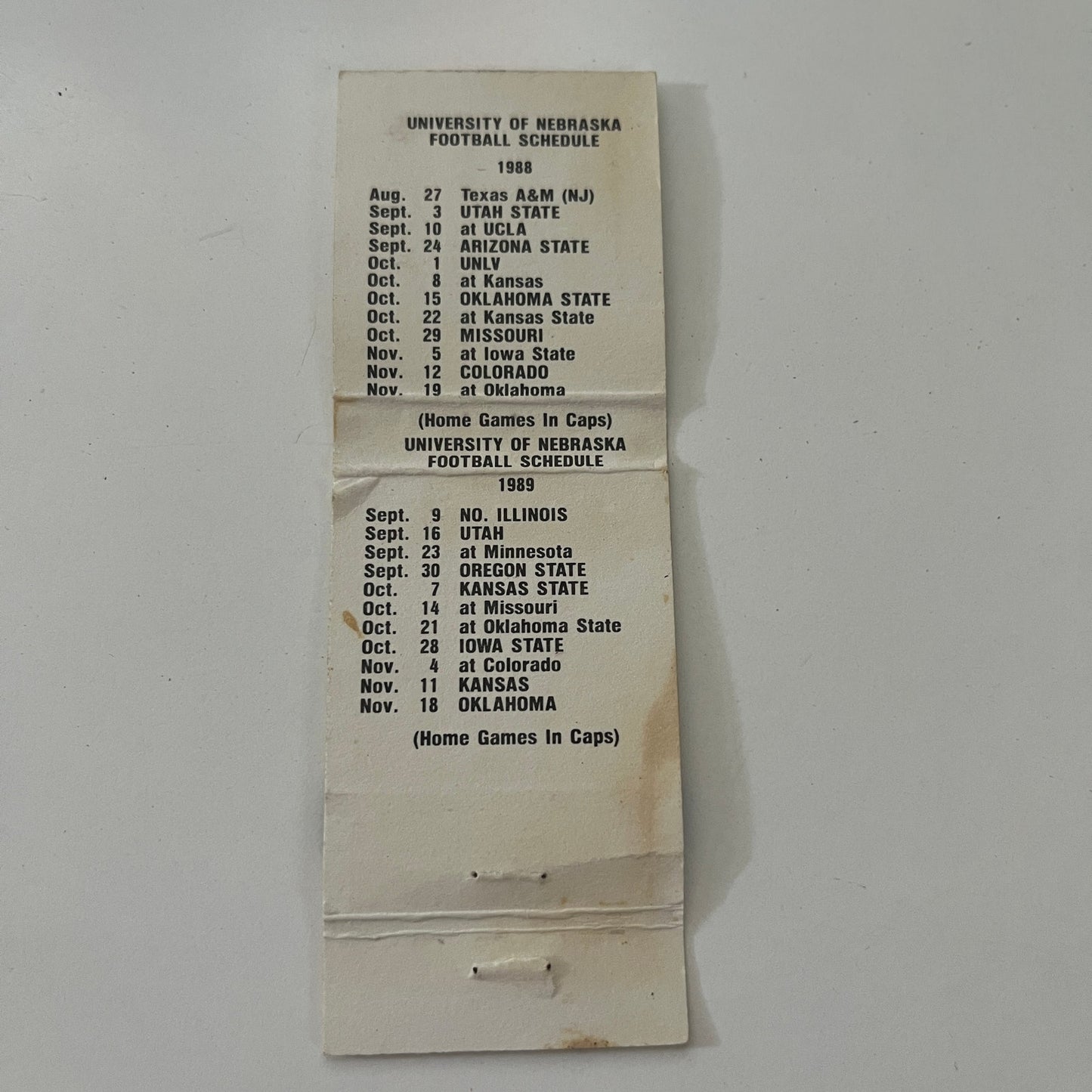 Thomasville Lounge Omaha NE Huskers Football 1988 Schedule Matchbook MB28-2