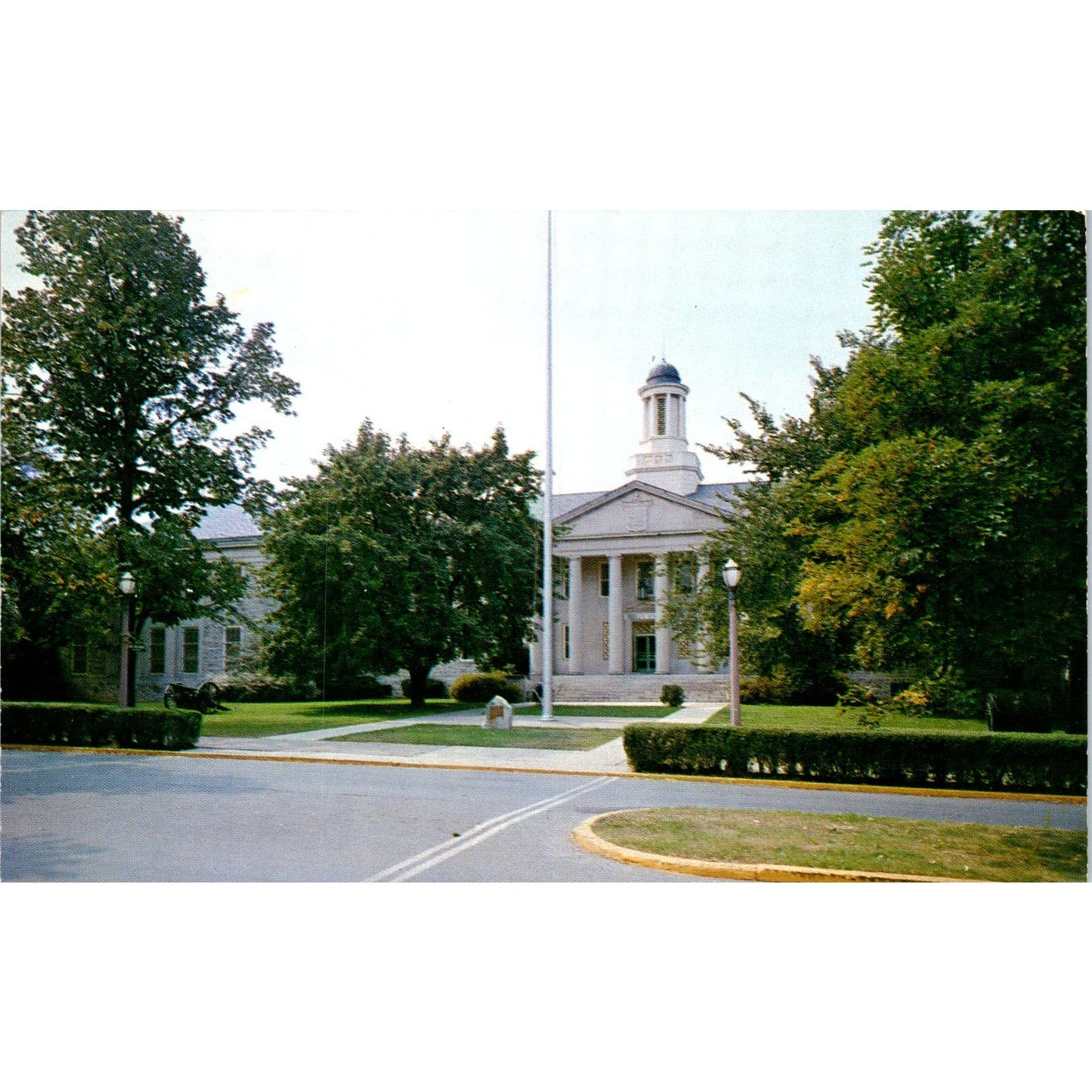 Root Hall US Army War College Pennsylvania Vintage Postcard PD1