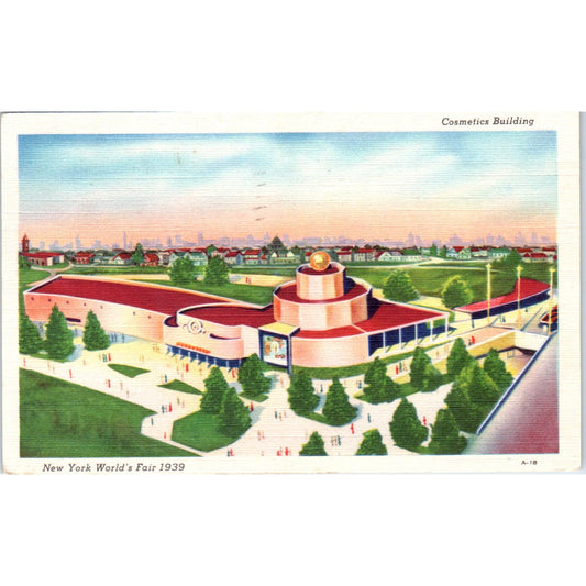 1939 New York World's Fair Cosmetics Building Vintage Postcard PD3