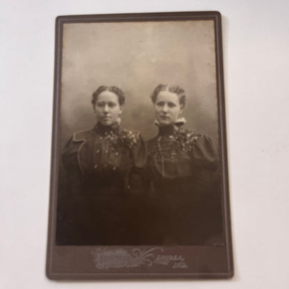 Young Ladies - Freeman, Angola IN Antique Victorian CDV Card H4-2