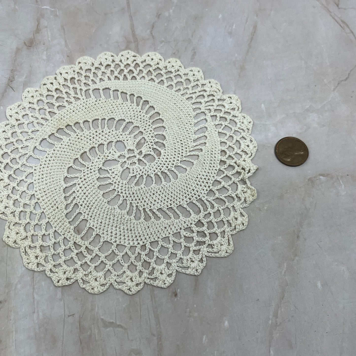 Vintage Set of 2 Pinwheel Crochet Table Doily 5.5" TF5