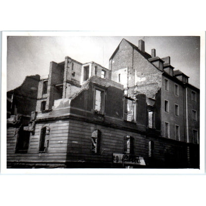 Destroyed Blown Out Building In Postwar Germany c1954 Army Photo AF1-AP3