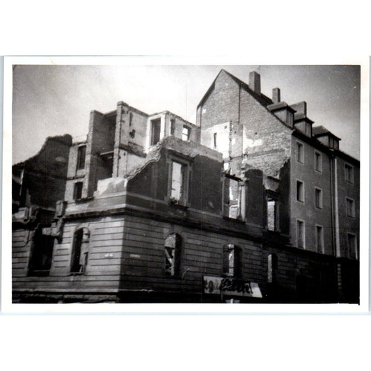 Destroyed Blown Out Building In Postwar Germany c1954 Army Photo AF1-AP3
