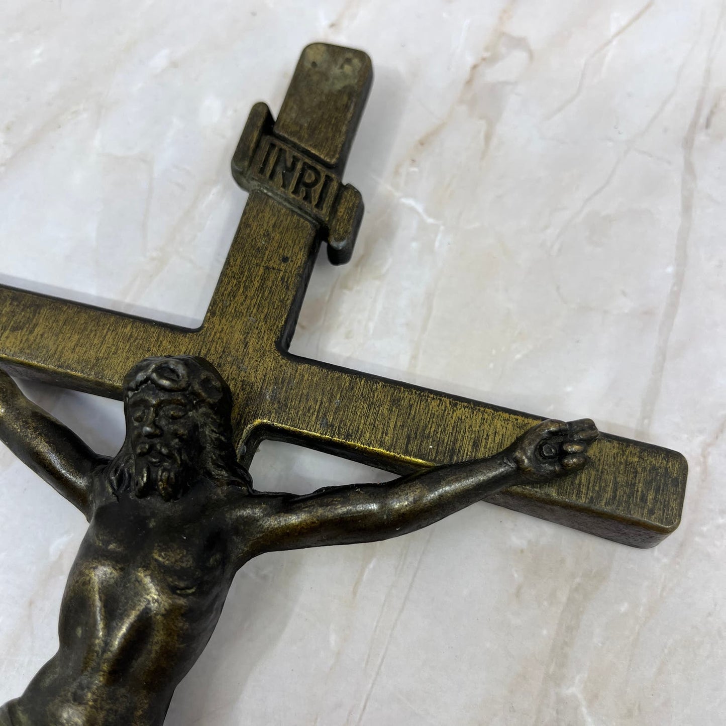 Vintage Lovell Mfg Inc Williams Bay WI Metal Crucifix Jesus Cross 11x6 TD5