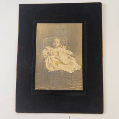 Baby in Chair Rinebold Auburn IN Antique Victorian CDV Card H4-2
