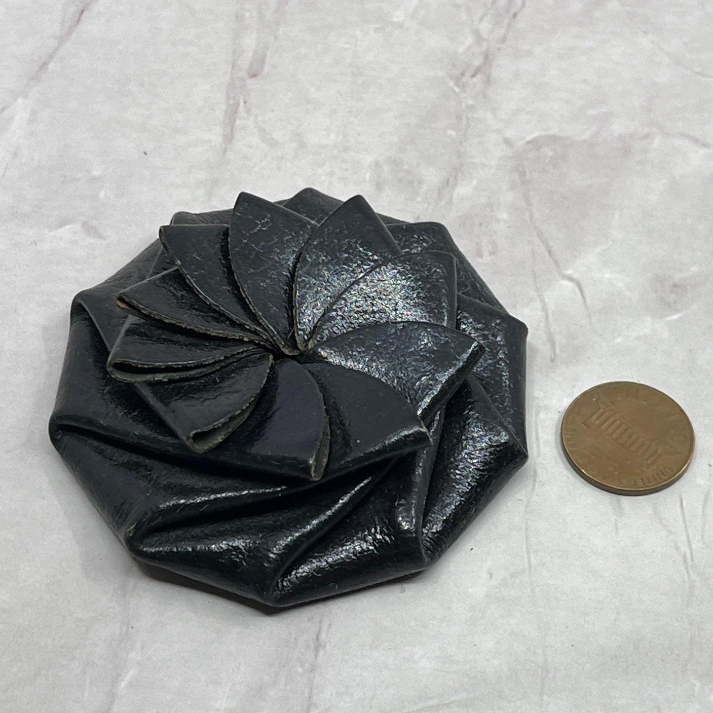 Vintage West Germany Black Leather Squeeze Coin Purse Pouch Change Holder SC1