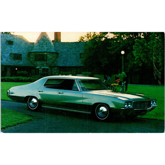 1970 Buick Skylark Custom 4-Door Hardtop Sedan Vintage Postcard PC11