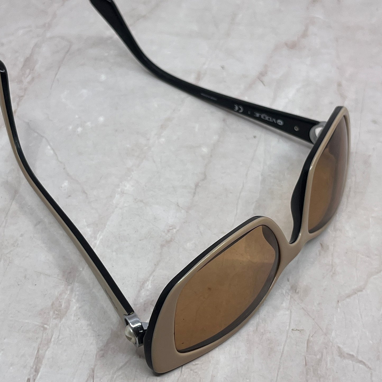 Vintage Ladies Vogue VO2749 1985 53-19-135 Sunglasses Glasses Frames TH9-G1-4