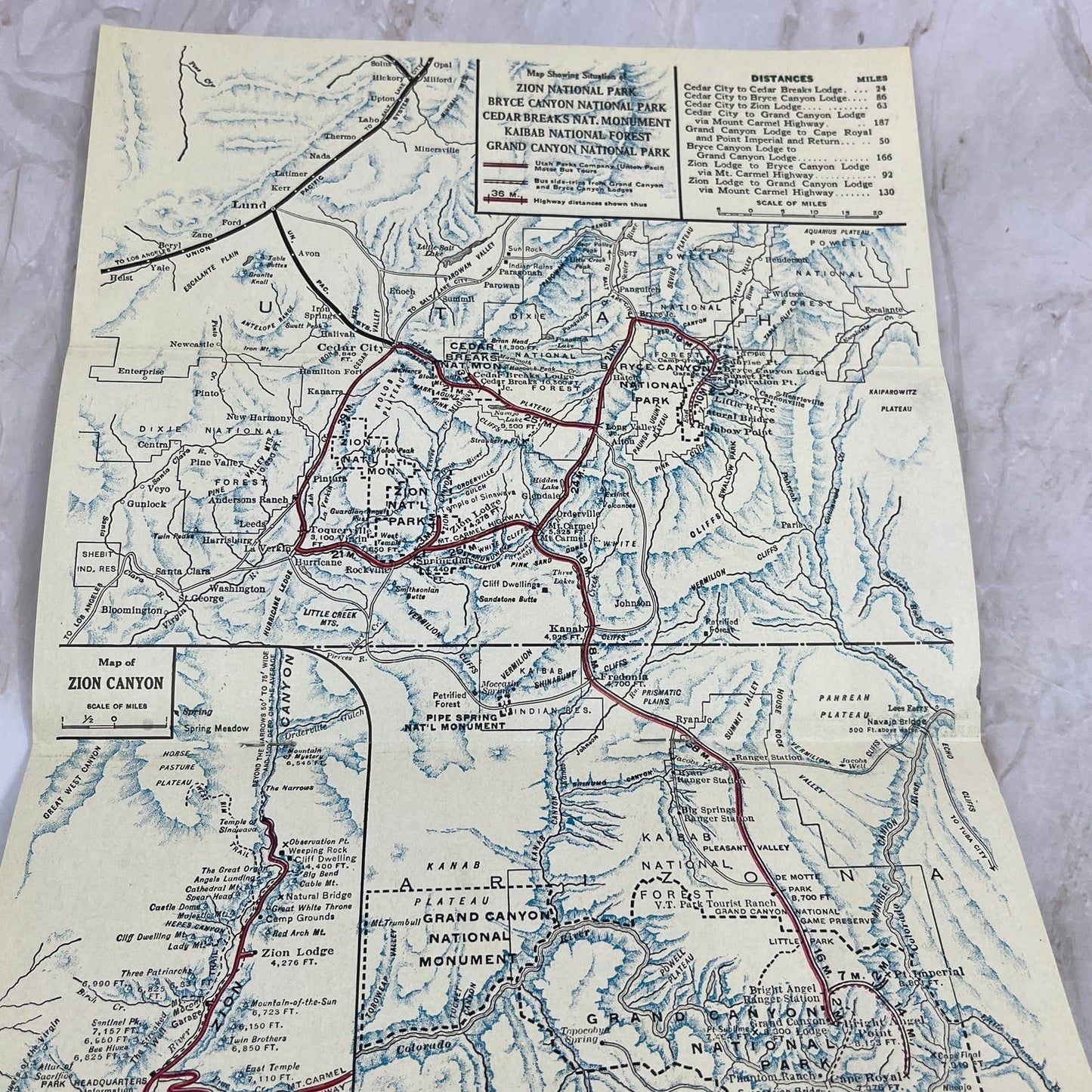 1946 Union Pacific Railroad Grand Canyon Zion Bryce Parks Vtg Brochure TI8-S3