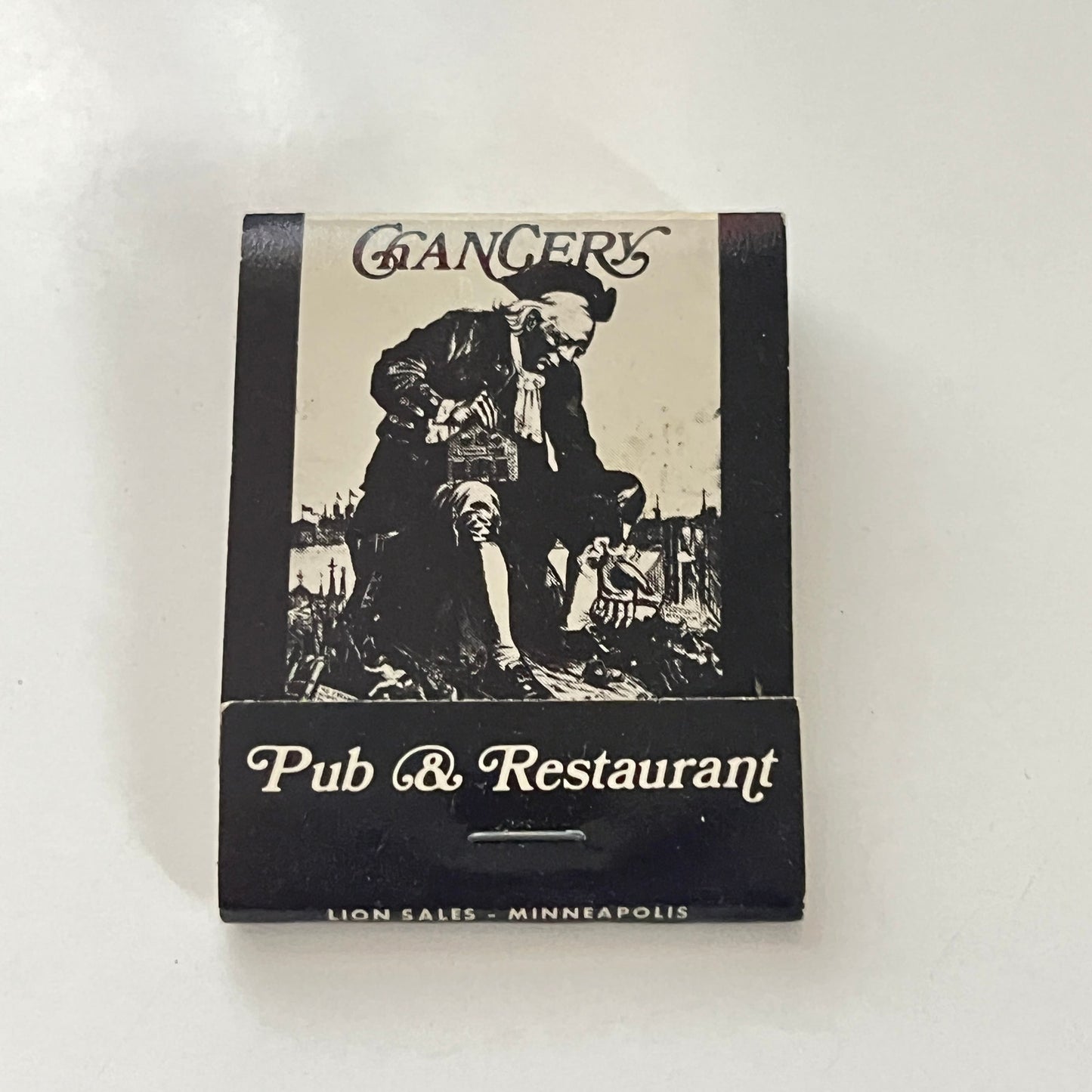 The Chancery Pub & Restaurant Waukesha WI Feature Matches Vtg Matchbook SF4-M1