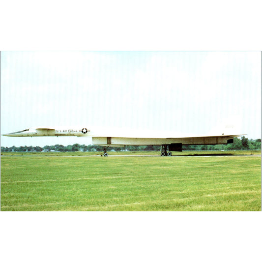 North American XB-70 Valkyrie Vintage Postcard PC19