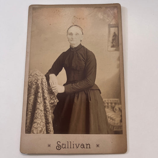 Lady in Black - T.H. Sullivan Garrett IN Antique Victorian CDV Card L2-1