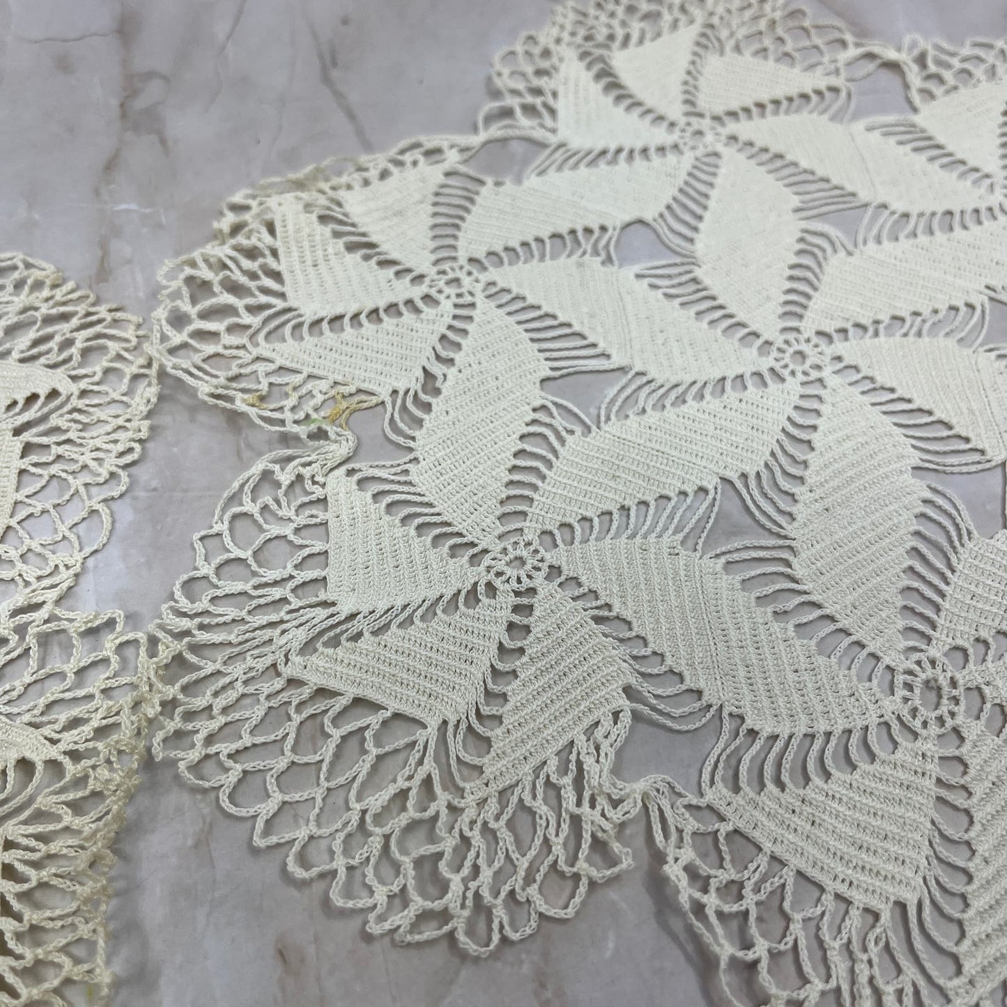 Vintage Set of 2 Pinwheel Crochet Table Doily 10" TF5