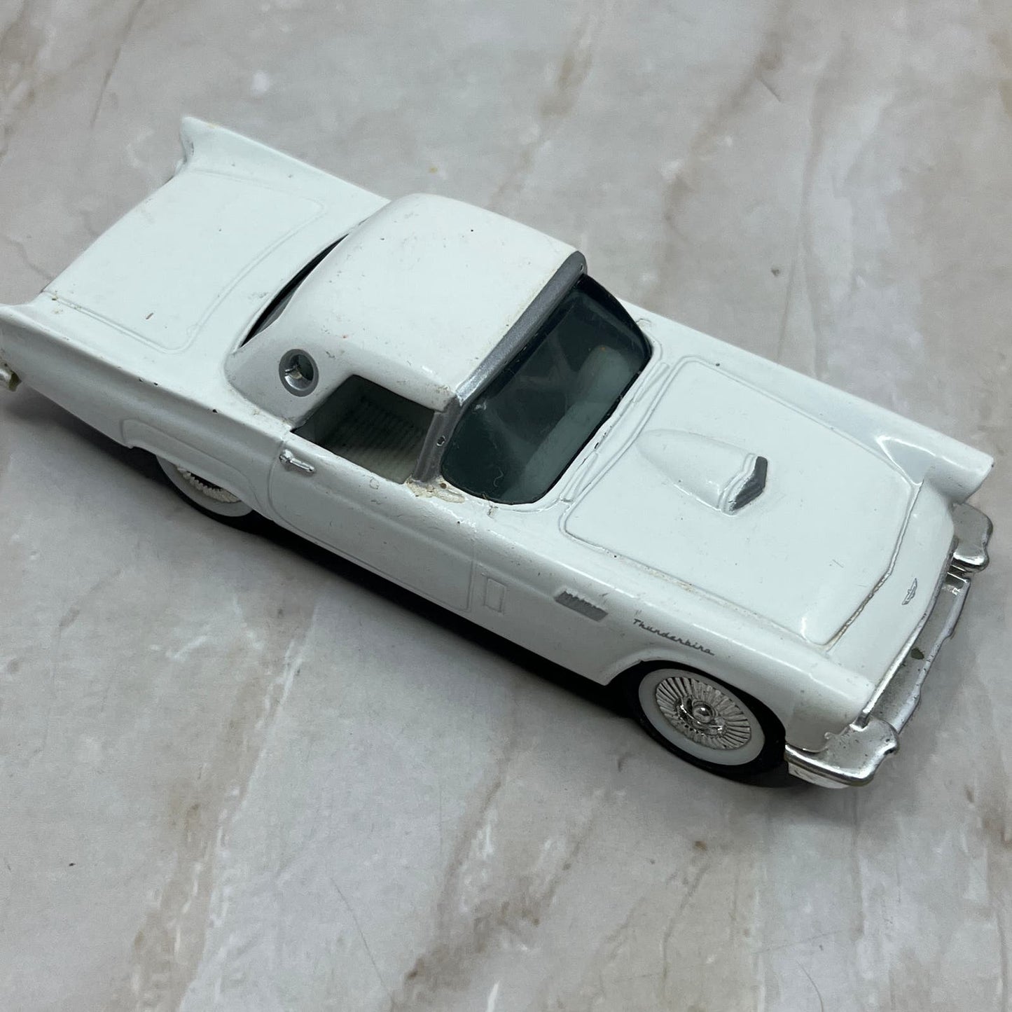 ERTL 1957 Ford Thunderbird #17 In Series Diecast White TH5