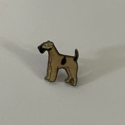 Terrier Wire Fox Schnauzer Airedale Vintage Lapel Pin Enamel Pinback Button SE9