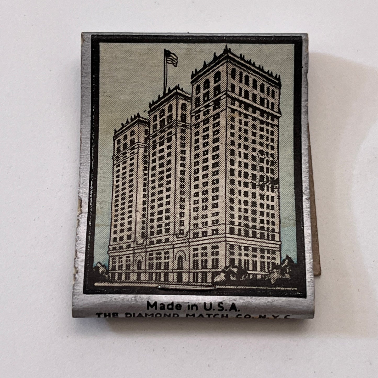 The Vanderbilt Hotel Park Avenue New York City Vintage Matchbook Cover TB8-MB3-2