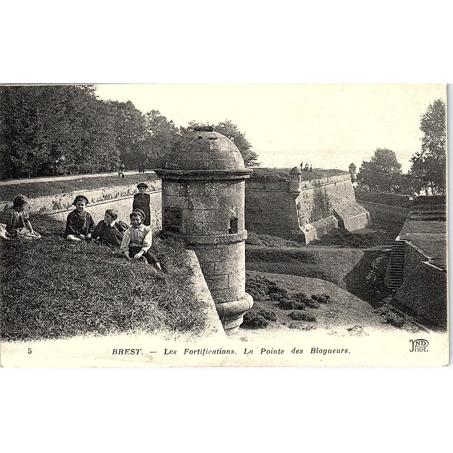 Brest - Les Fortifications La Pointe Des Blagueurs French Antique Postcard PE10