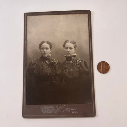 Young Ladies - Freeman, Angola IN Antique Victorian CDV Card H4-2