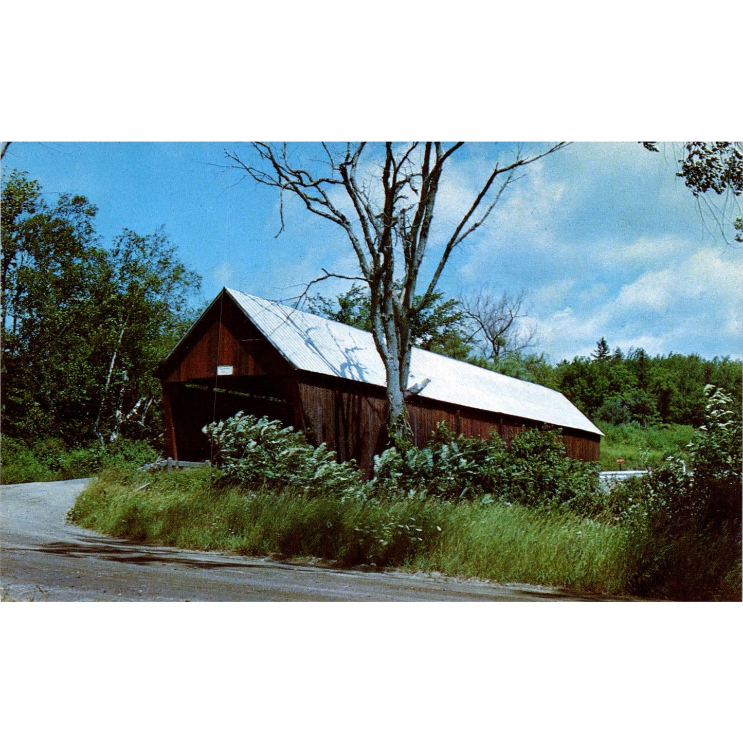 Ottauquechee Bridge West Woodstock VT Vintage Covered Bridge Postcard PD1