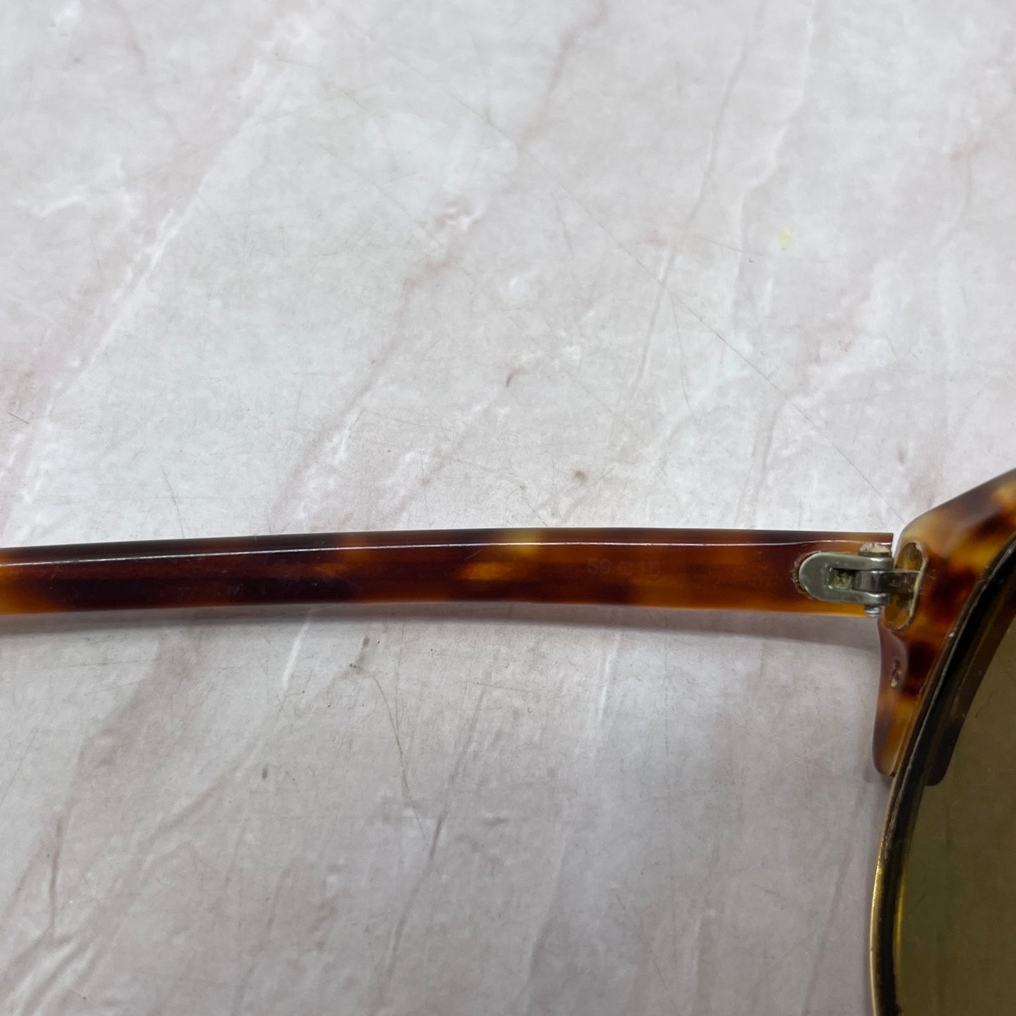 Vintage Aviator Style Acrylic Tortoiseshell & Gold Tone Sunglasses TH9-G2-7