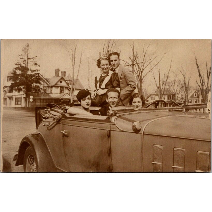 c1920 Young Men Women in Motor Car Antique RPPC Postcard AI9-M25