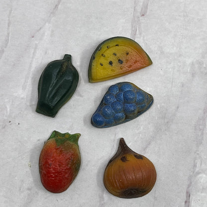 Vintage Lot of 5 Fruit & Vegetable Magnets Grapes Onion Strawberry SB7