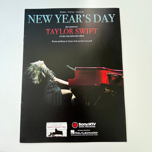 Taylor Swift - New Year's Day - Piano, Vocal, Guitar Original Sheet Music V31-2