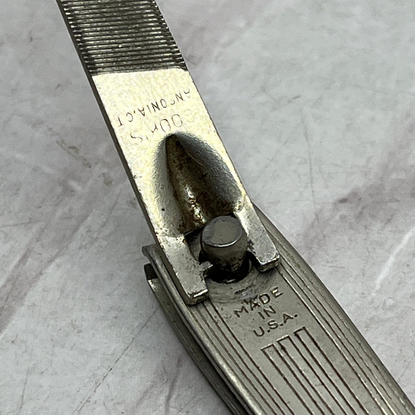 1920s Clip-Rite Nail Clippers Cook's Pub Ansonia CT Art Deco USA SE5